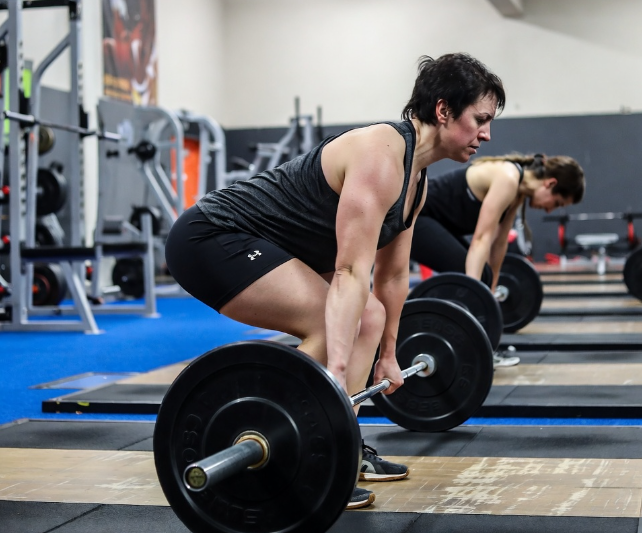 新手入门臀腿力量训练：从零开始打造强壮下肢的科学指南